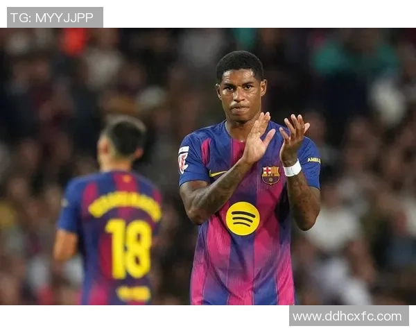 巴萨与曼联激战正酣直播吧全程跟踪精彩赛事分析与球员表现解读